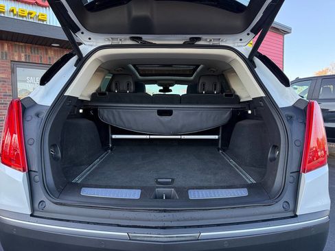 Used 2018 Cadillac XT5 Luxury w/ Driver Awareness Package image 21