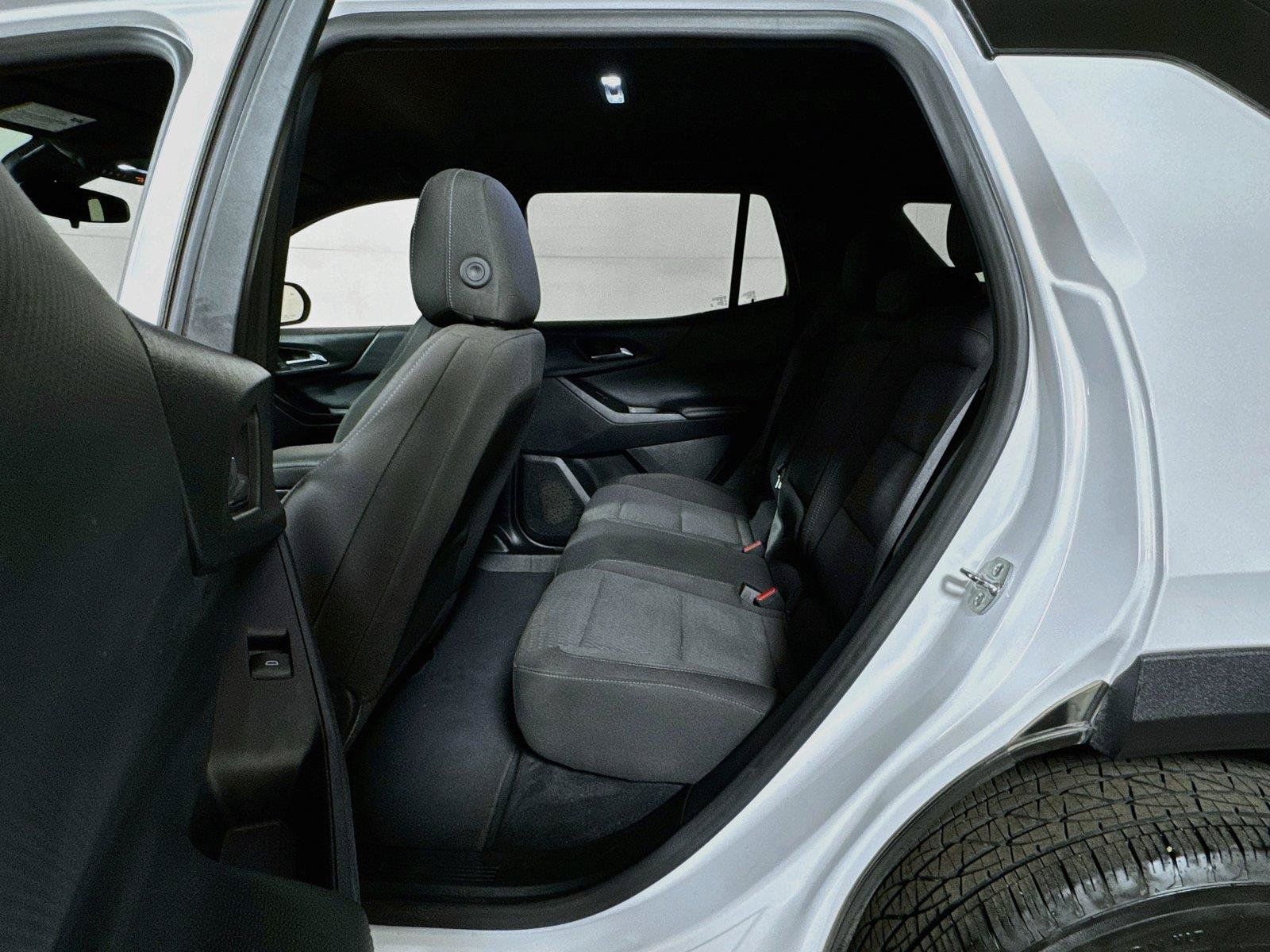 Certified 2025 Chevrolet Equinox LT FWD image 22