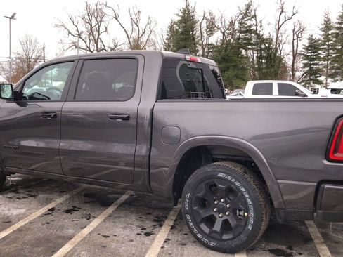 New 2026 RAM 1500 4x4 Crew Cab image 5