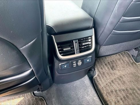 Used 2024 Subaru Outback Limited AWD/4WD image 28