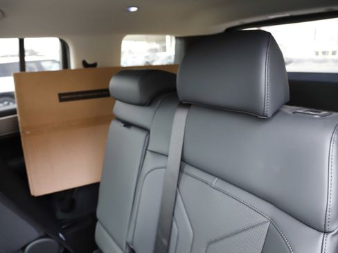 New 2026 Hyundai Santa Fe SEL image 16