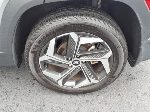 Certified 2024 Hyundai Tucson Limited AWD/4WD image 9