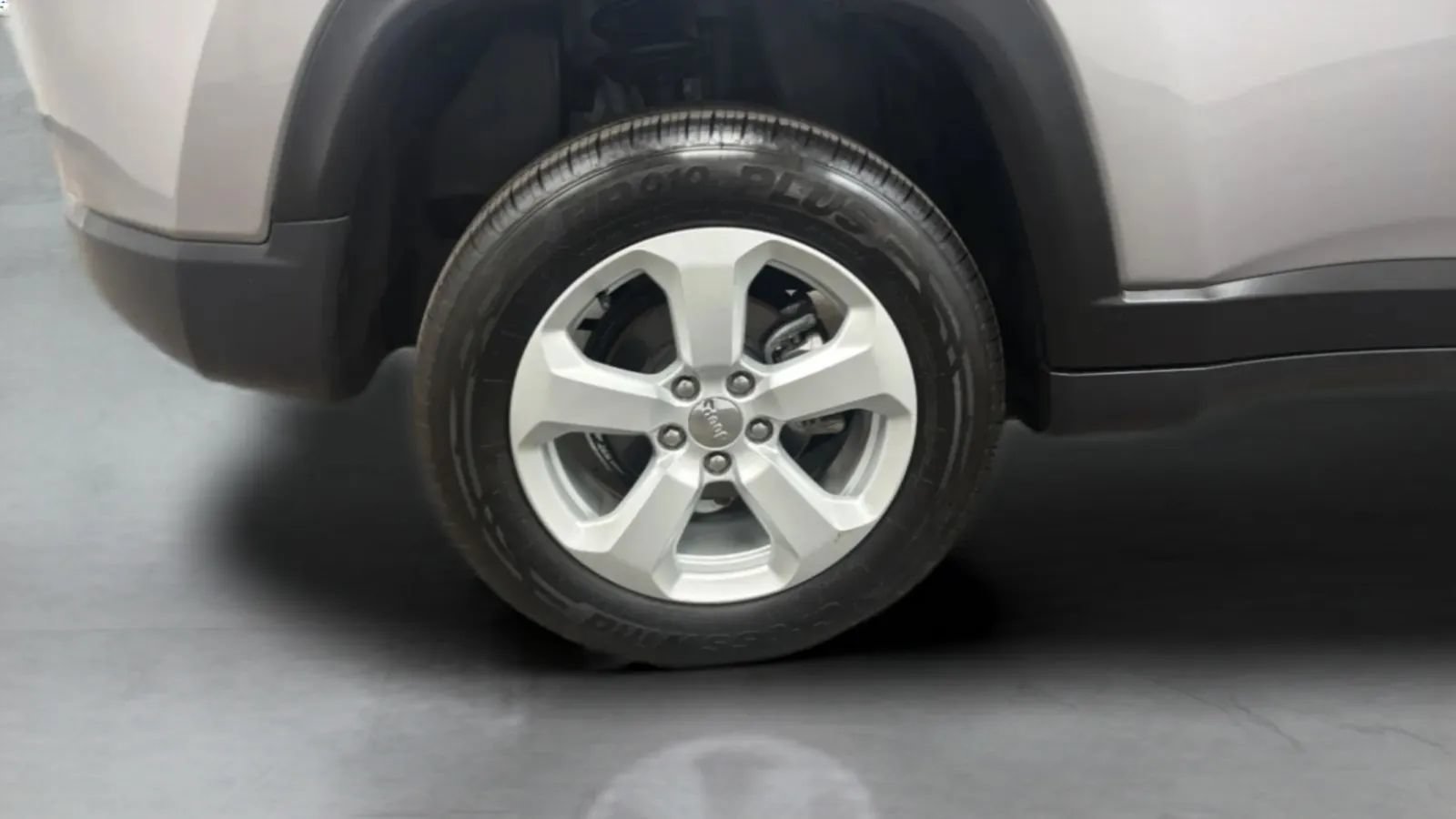 Used 2018 Jeep Compass Latitude w/ Popular Equipment Group AWD/4WD image 26