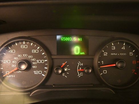 Used 2007 Ford Crown Victoria LX image 21