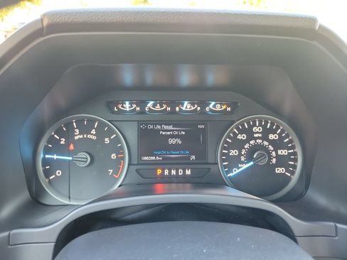 Used 2018 Ford F150 XLT w/ Equipment Group 302A Luxury RWD image 33