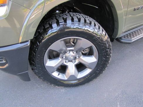 Used 2021 RAM 1500 Big Horn w/ Built-to-serve Edition AWD/4WD image 37