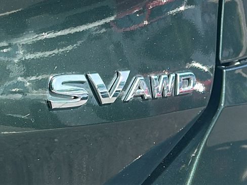Used 2018 Nissan Rogue SV AWD/4WD image 9