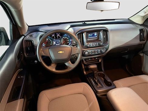 Used 2017 Chevrolet Colorado W/T image 16