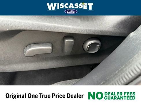 Used 2022 Subaru Forester Limited image 22