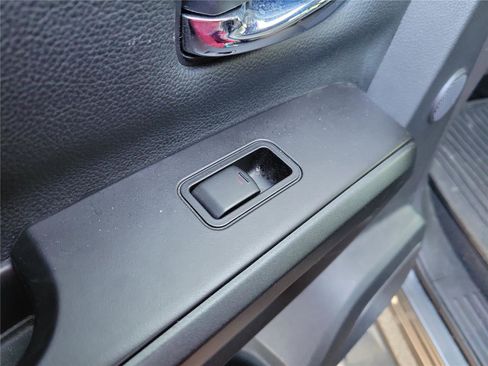 Used 2021 Nissan Titan PRO-4X w/ Pro-4x Utility Package image 14