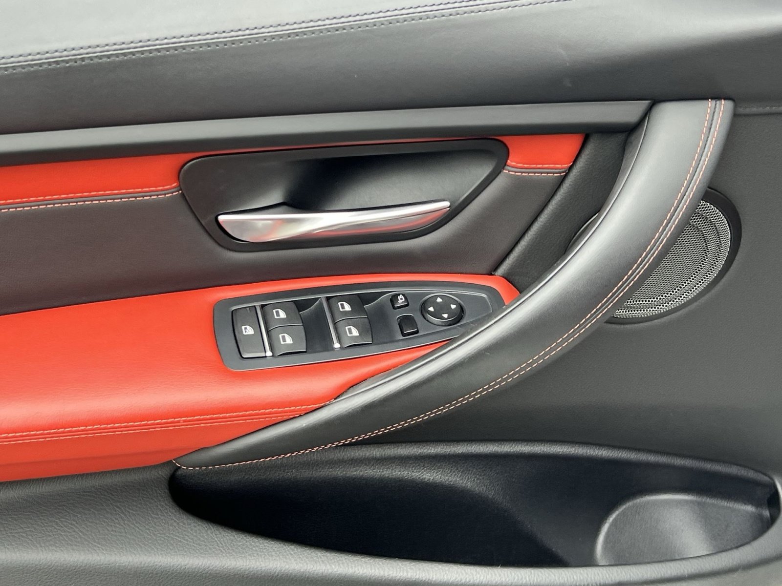 Used 2017 BMW M3 RWD image 16