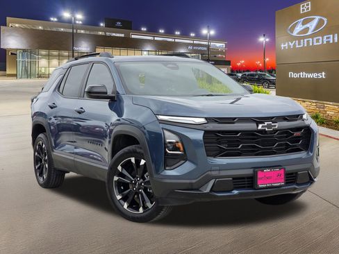 Used 2025 Chevrolet Equinox RS FWD image 3