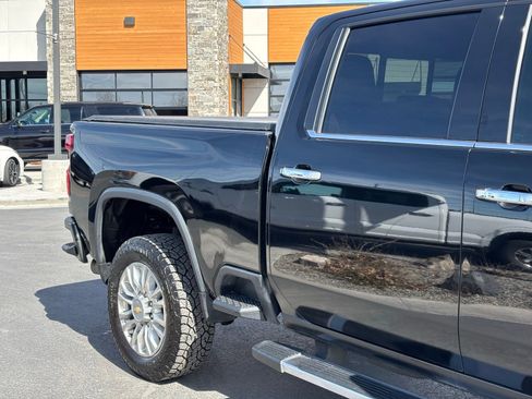 Used 2021 Chevrolet Silverado 3500 High Country AWD/4WD image 6