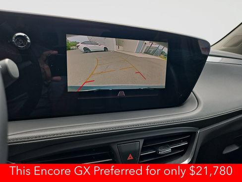 Used 2025 Buick Encore GX Preferred FWD image 28