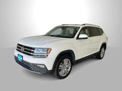 Used 2019 Volkswagen Atlas SE w/ Panoramic Sunroof Package