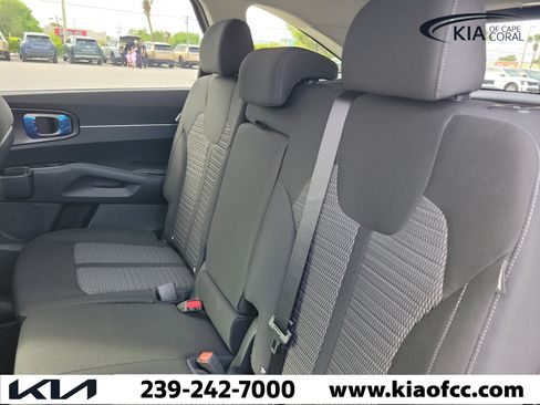 New 2026 Kia Sorento LX FWD image 12