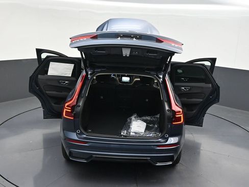New 2026 Volvo XC60 B5 Core AWD/4WD image 33