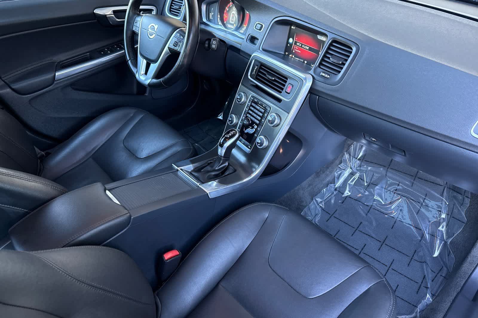 Used 2015 Volvo V60 T5 Premier AWD/4WD image 16