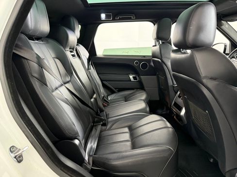Used 2017 Land Rover Range Rover Sport HSE image 28