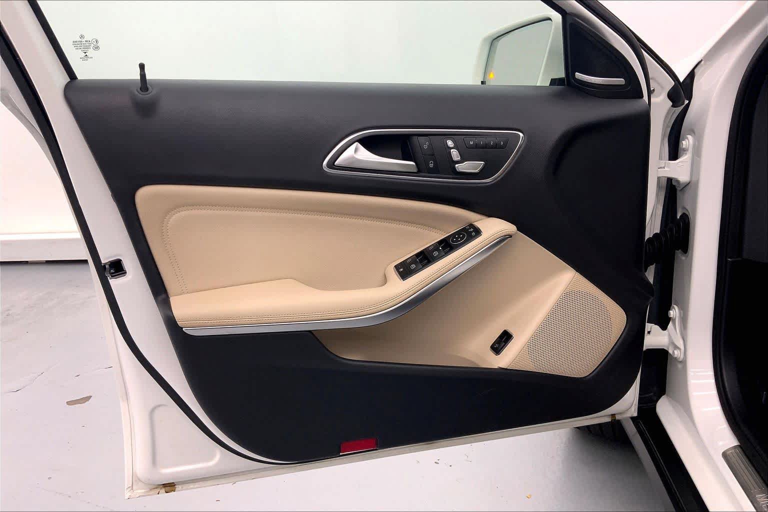 Used 2019 Mercedes-Benz GLA 250 image 19