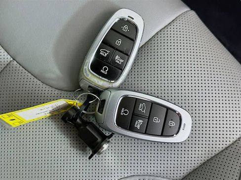 Used 2023 Hyundai Palisade SEL w/ Cargo Package FWD image 22