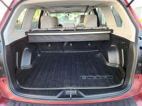 Used 2016 Subaru Forester 2.5i Premium w/ All-Weather Package AWD/4WD image 21