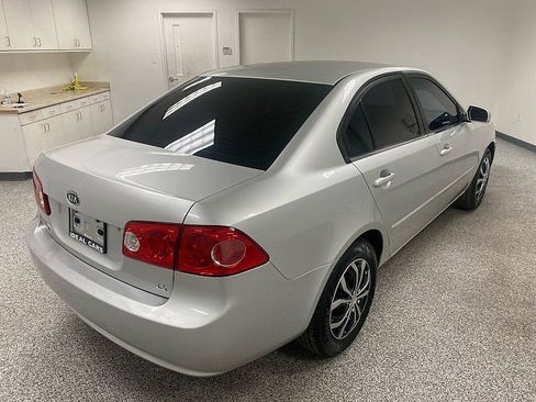 Used 2008 Kia Optima LX image 5