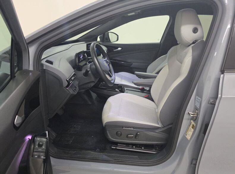 Used 2022 Volkswagen ID.4 Pro S RWD image 8