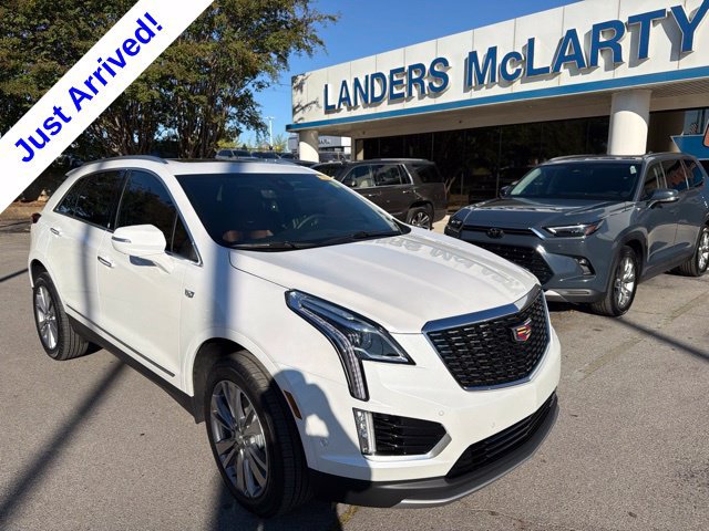 Used 2026 Cadillac XT5 Premium Luxury w/ LPO, Floor Liner Package FWD image 1