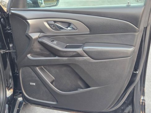 Certified 2022 Chevrolet Traverse Premier w/ Redline Edition image 5