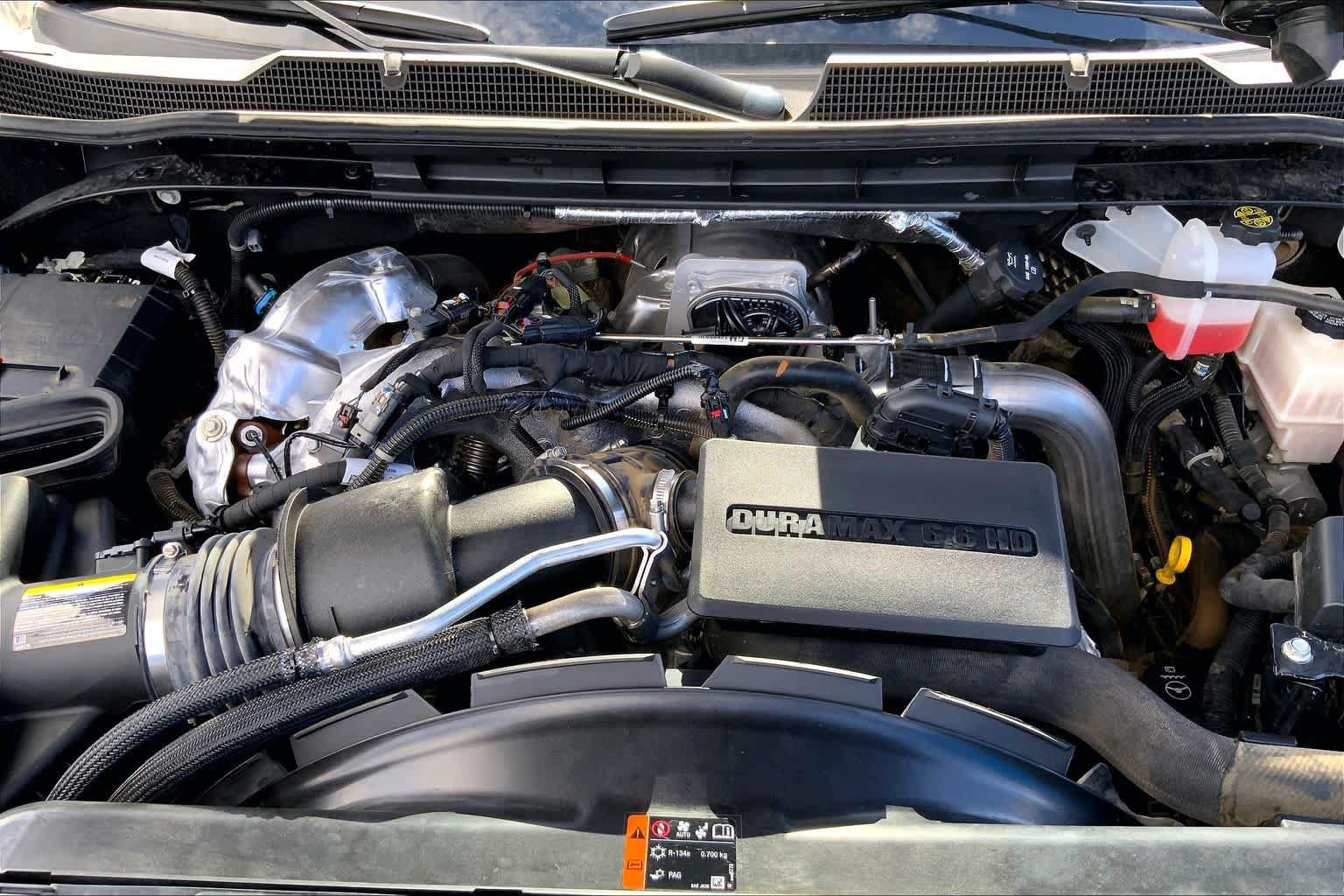 Used 2024 Chevrolet Silverado 2500 High Country w/ Technology Package AWD/4WD image 32