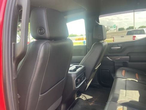 Used 2021 GMC Sierra 1500 AT4 w/ AT4 Value Package image 9
