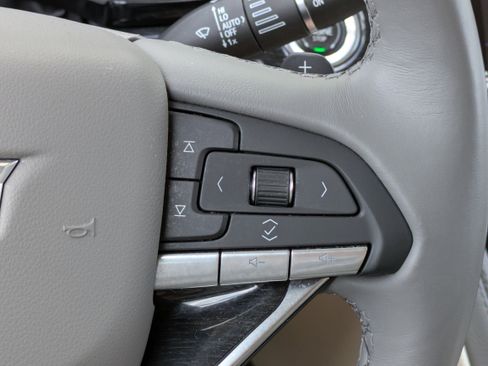 Certified 2023 Cadillac XT6 Premium Luxury w/ Technology Package image 25