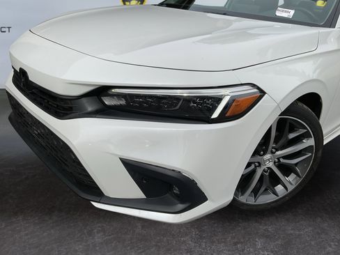 Used 2024 Honda Civic Touring image 8