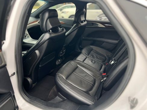 Used 2017 Lincoln MKZ Reserve w/ Climate Package image 27