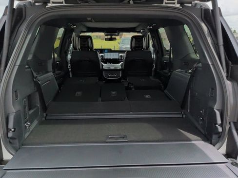 New 2027 Ford Expedition Platinum w/ Stealth Appearance Package AWD/4WD image 48