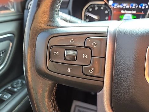 Used 2021 GMC Yukon SLT w/ SLT Premium Package AWD/4WD image 45