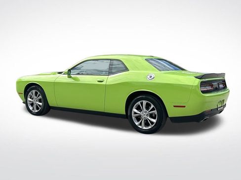 Used 2023 Dodge Challenger SXT image 7