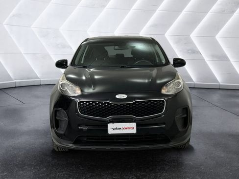 Used 2018 Kia Sportage LX image 2