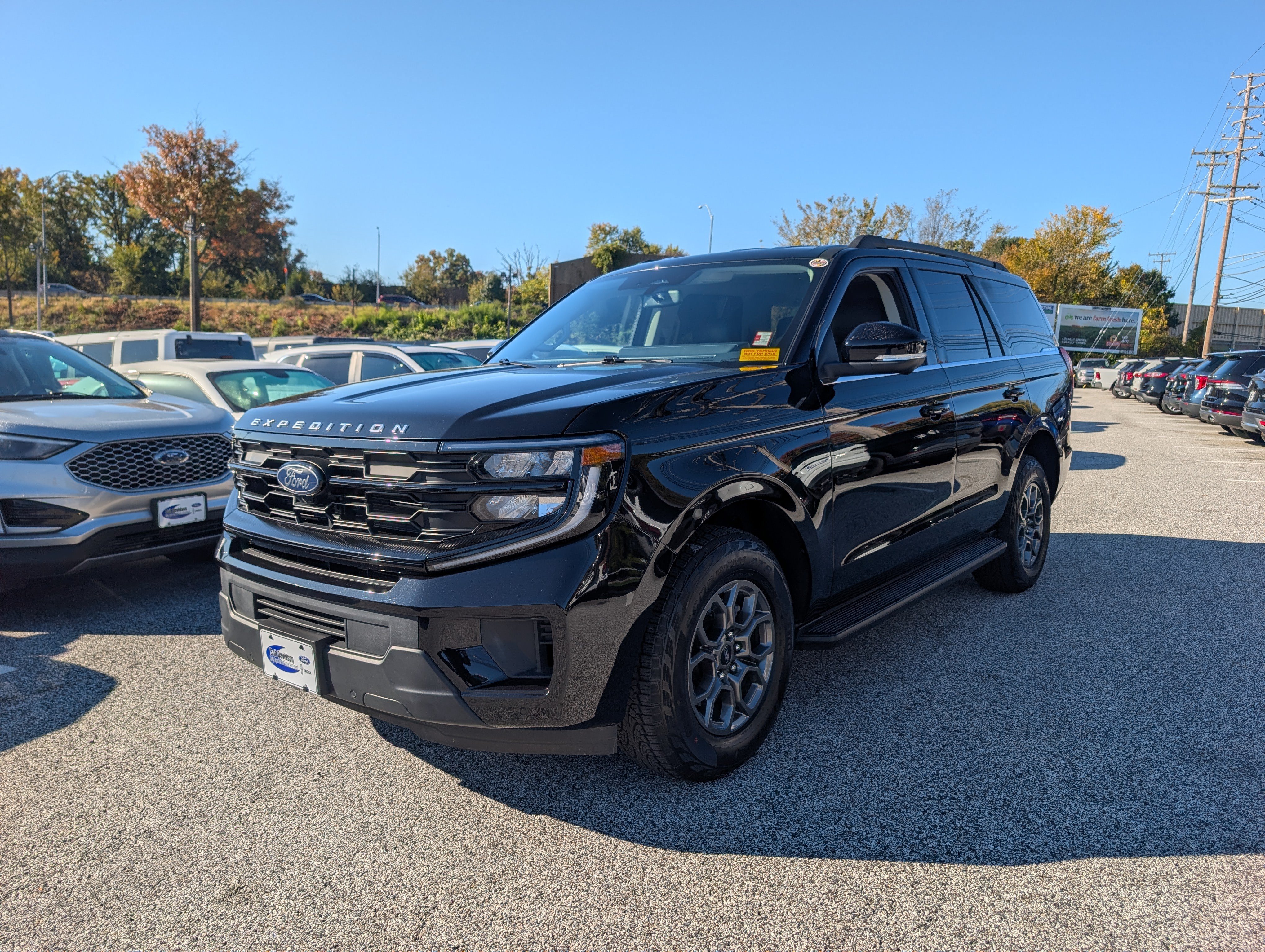 Certified 2026 Ford Expedition Active AWD/4WD image 2