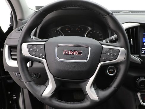 Used 2024 GMC Terrain SLT image 15