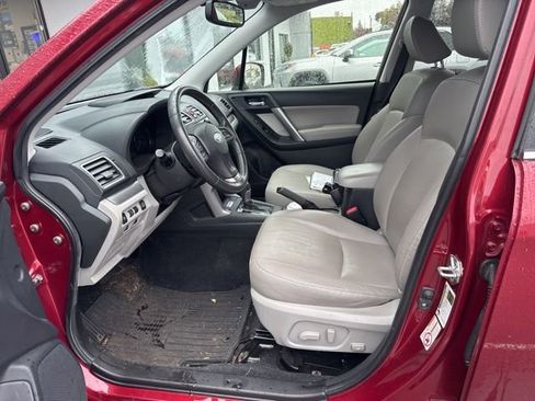 Used 2016 Subaru Forester 2.5i Touring w/ Eyesight & Navigation System image 8