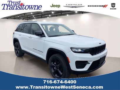 Used 2023 Jeep Grand Cherokee Altitude