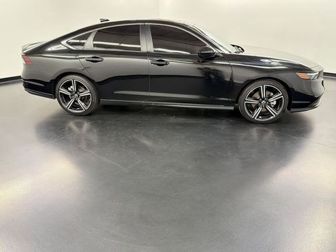 Certified 2024 Honda Accord Sport image 8