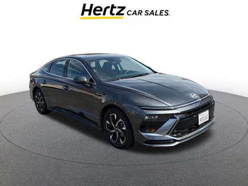 Used 2025 Hyundai Sonata SEL image 1