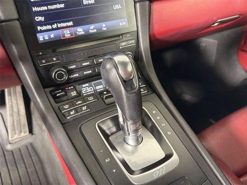 Certified 2018 Porsche 911 Cabriolet image 34