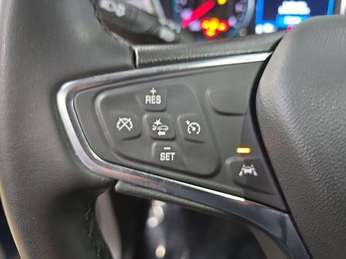 Used 2024 Chevrolet Equinox LT image 19