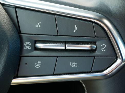 Used 2024 Chevrolet Equinox EV LT FWD image 22