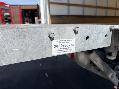 Used 2023 Ford F650 2WD Regular Cab Super Duty image 11