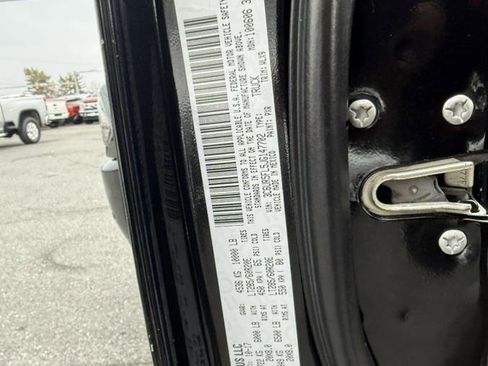 Used 2018 RAM 2500 Laramie w/ Sport Appearance Group image 39